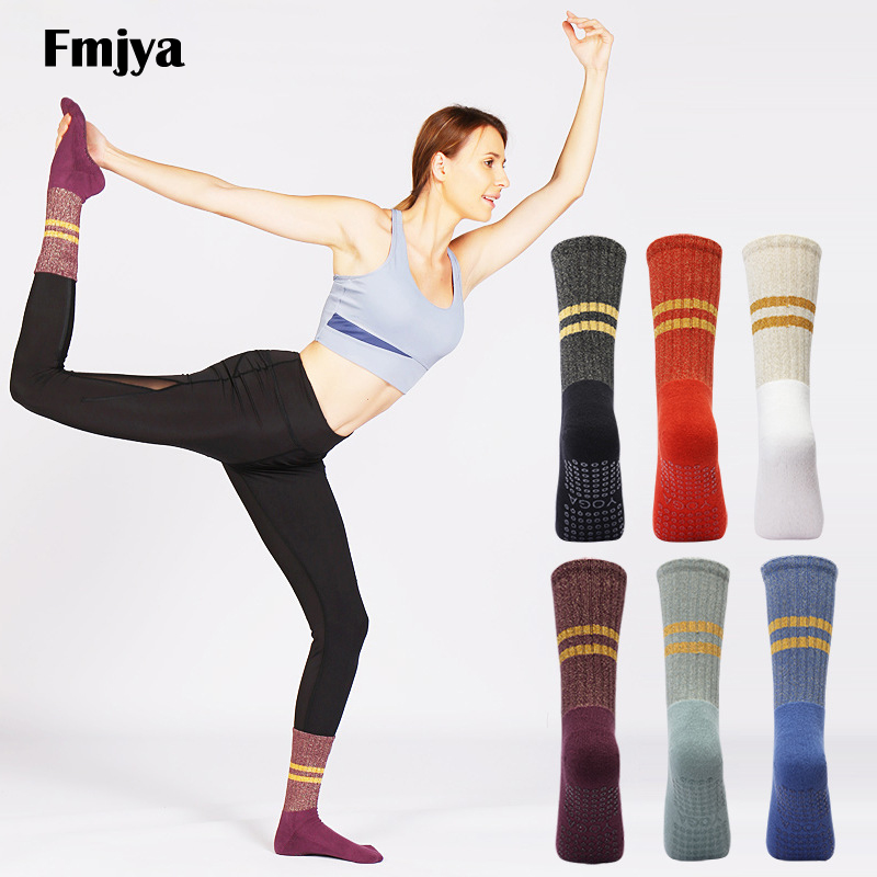 Yoga Fitness Dance - Yoga Socks with Grips Non Slip